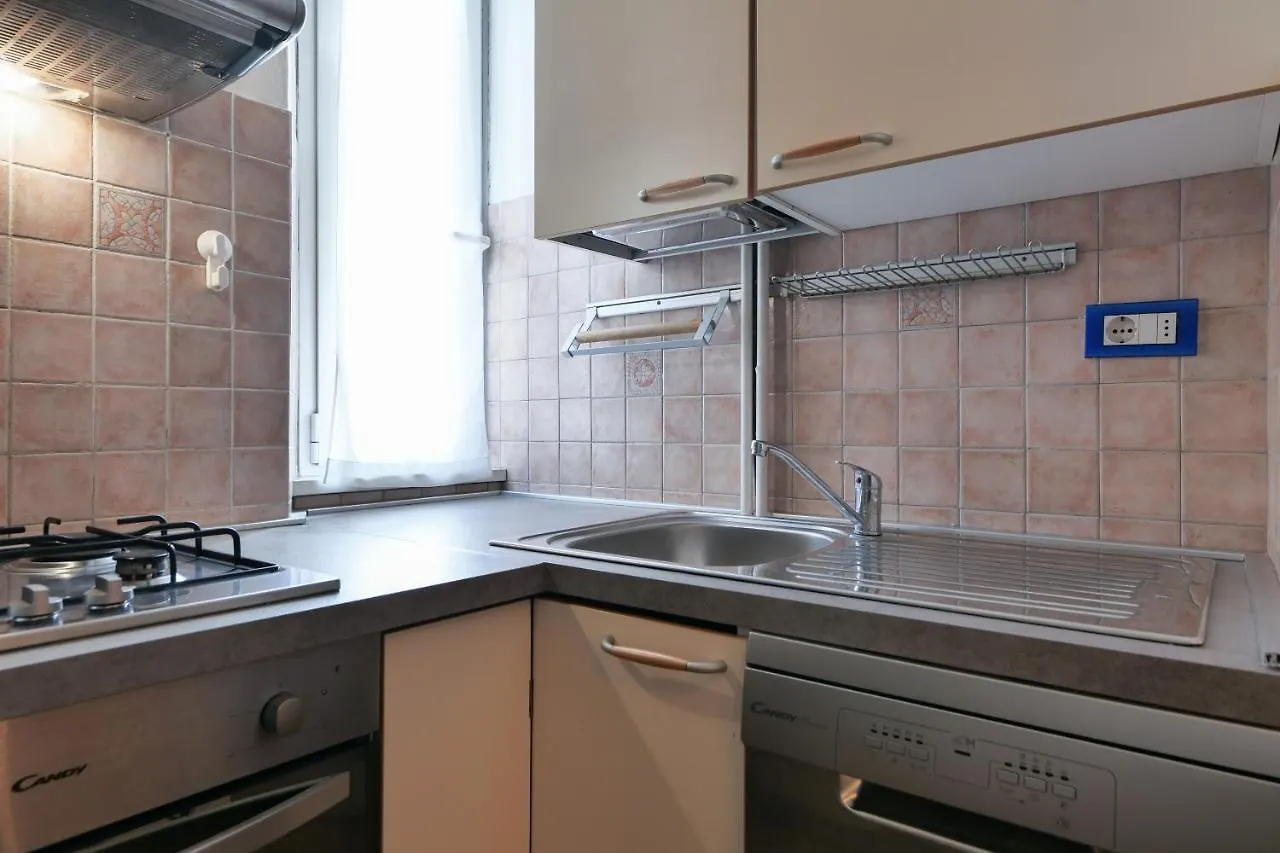 Apartament Primopiano - Tibaldi Mediolan