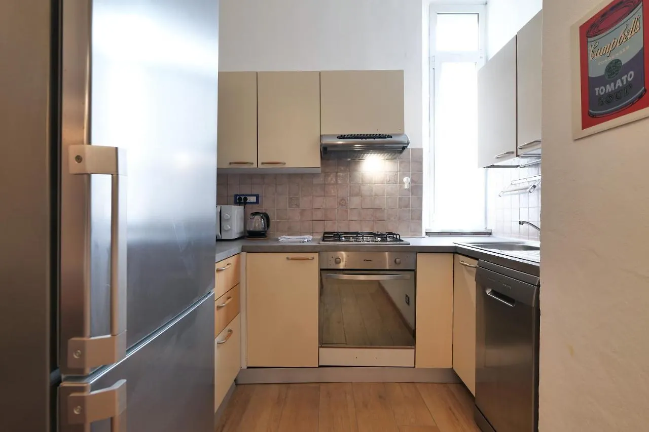 Apartament Primopiano - Tibaldi Mediolan 0*,
